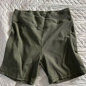 Amazon Olive Women's Bike Shorts